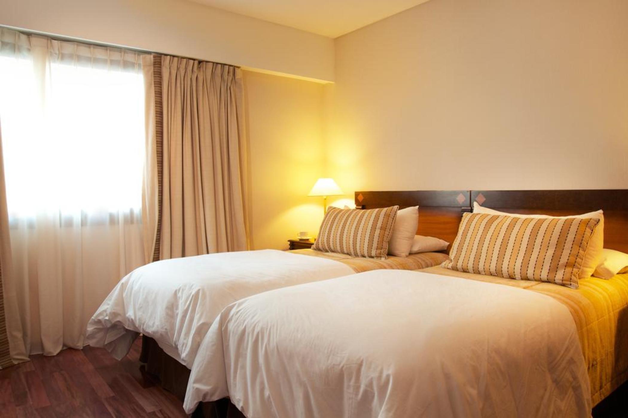 Argenta Tower Hotel & Suites Buenos Aires Exteriör bild
