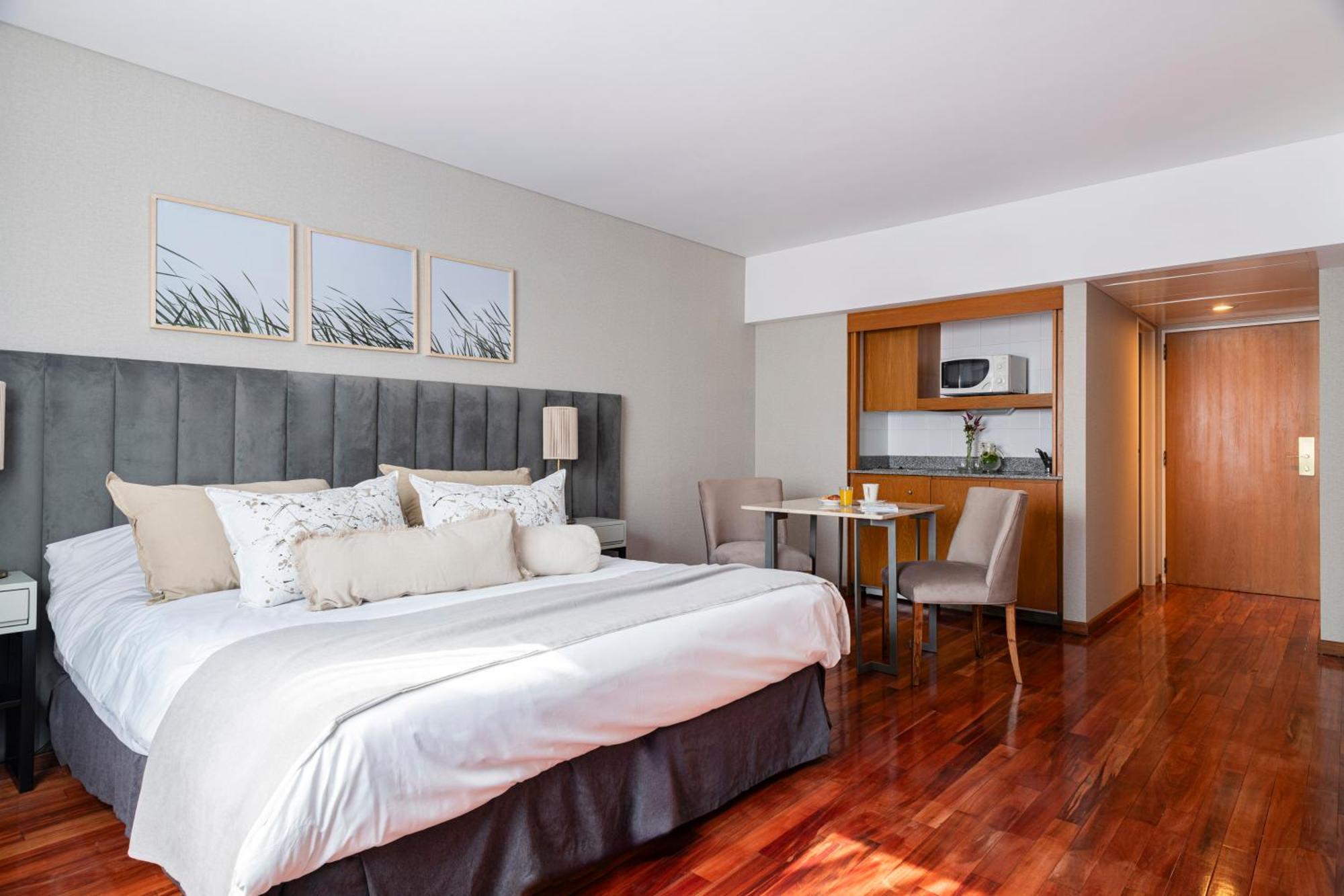 Argenta Tower Hotel & Suites Buenos Aires Exteriör bild